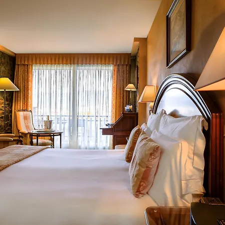 El Castell De Ciutat - Relais & Chateaux 4* La Seu d'Urgell
