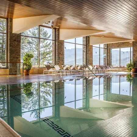 El Castell De Ciutat - Relais & Chateaux 4* La Seu d'Urgell