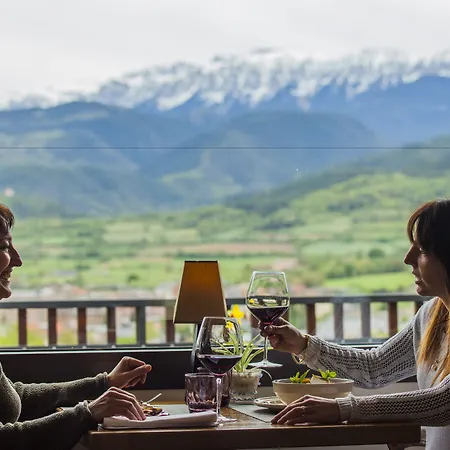 El Castell De Ciutat - Relais & Chateaux 4* La Seu d'Urgell