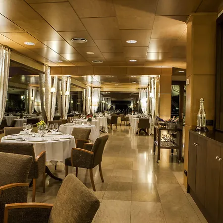 El Castell De Ciutat - Relais & Chateaux Hotel 4*