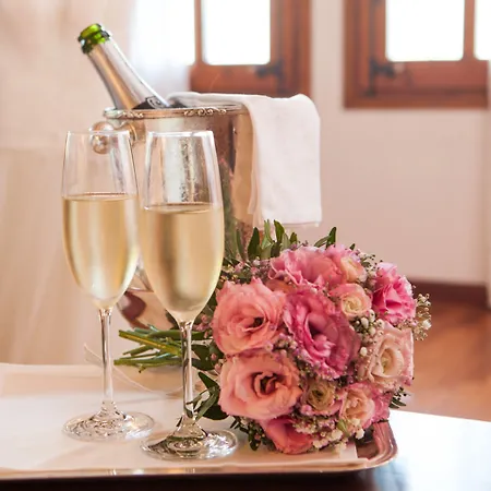 El Castell De Ciutat - Relais & Chateaux Hotel 4*