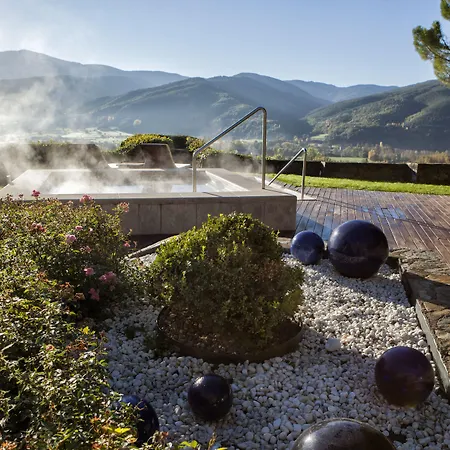 Hotel El Castell De Ciutat - Relais & Chateaux La Seu d'Urgell