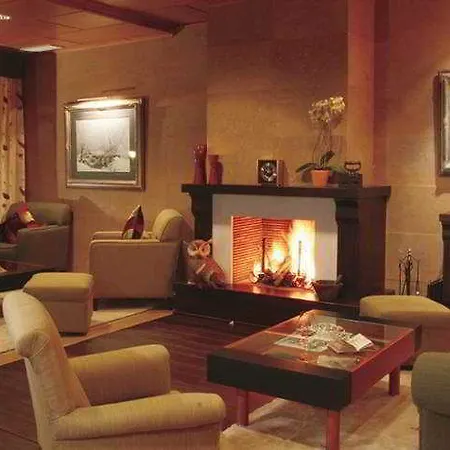 El Castell De Ciutat - Relais & Chateaux 4* La Seu d'Urgell