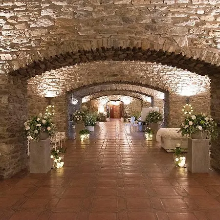 El Castell De Ciutat - Relais & Chateaux 4* La Seu d'Urgell