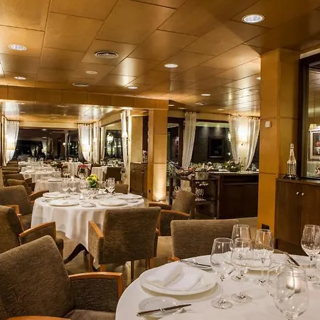 El Castell De Ciutat - Relais & Chateaux 4* La Seu d'Urgell